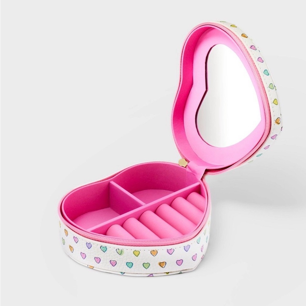 💛💜 Roller Rabbit x Target Disco Hearts Wave Heart Shaped Jewelry Box White/Pink